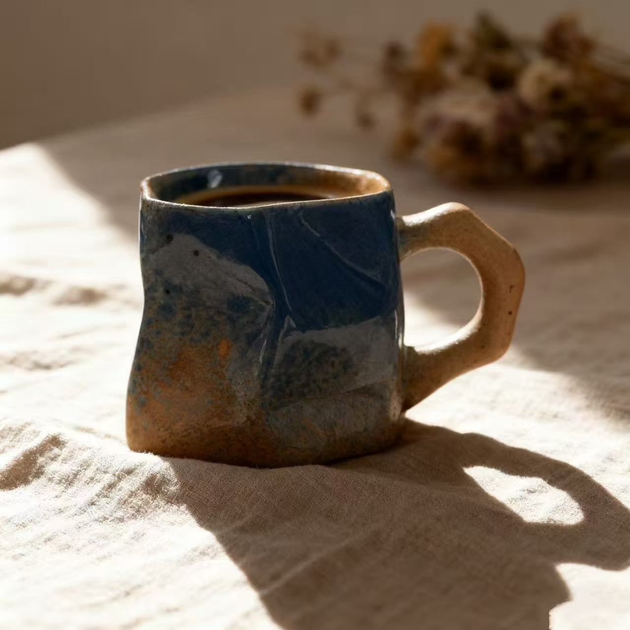 Tasse à Café en Céramique Artisanale – Style Wabi-Sabi – Dégradé Bleu – 300 ml – DECOPINE