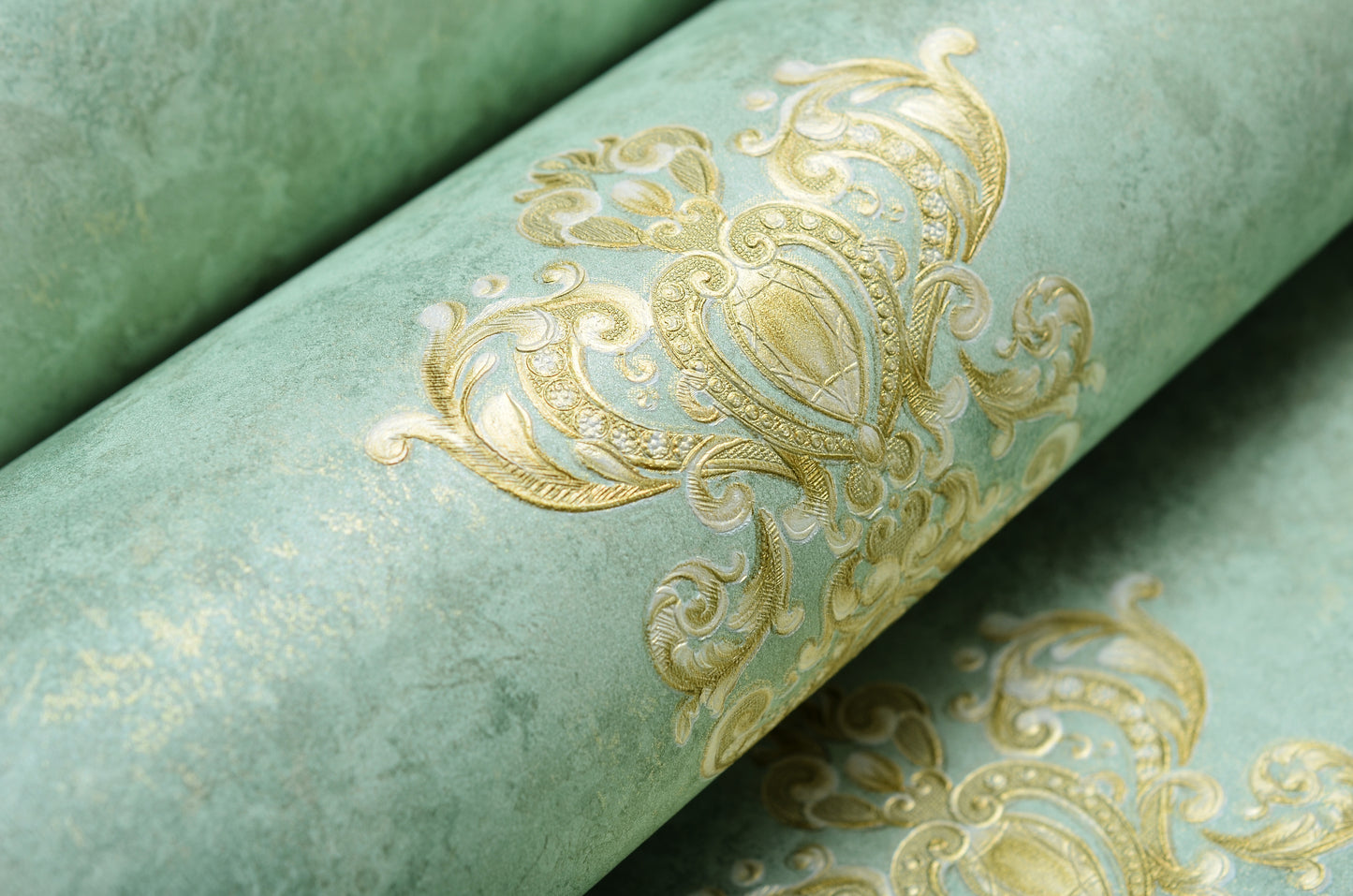 Decopine Papier Peint Intissé Imperium Luxe – Médaillon Doré sur Vert Sauge – 0,53 x 10m – Sans Colle
