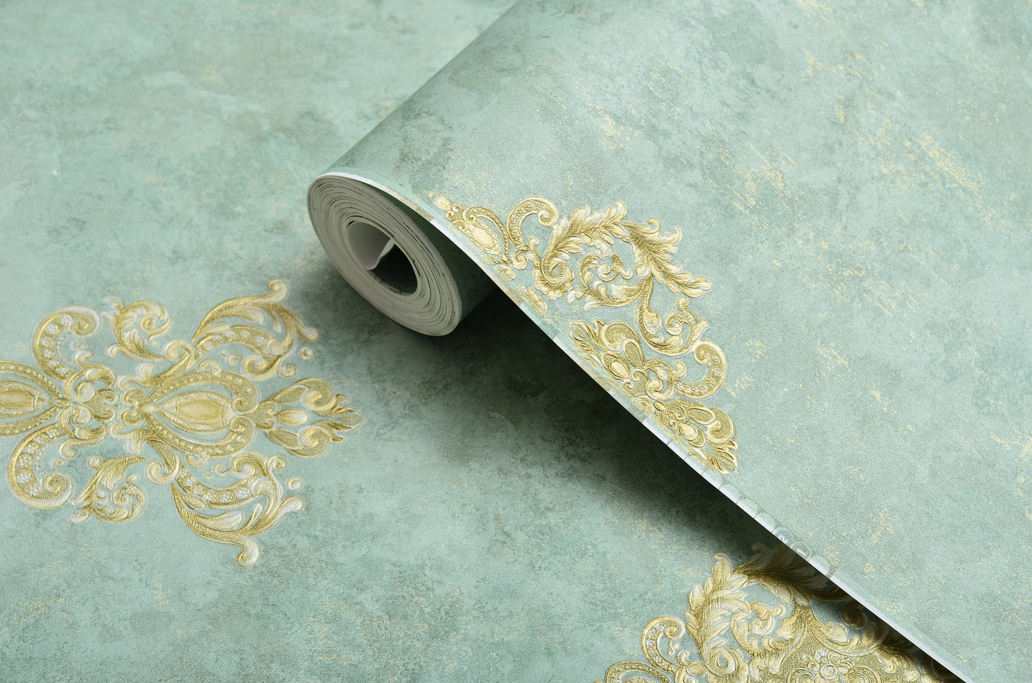 Decopine Papier Peint Intissé Imperium Luxe – Médaillon Doré sur Vert Sauge – 0,53 x 10m – Sans Colle