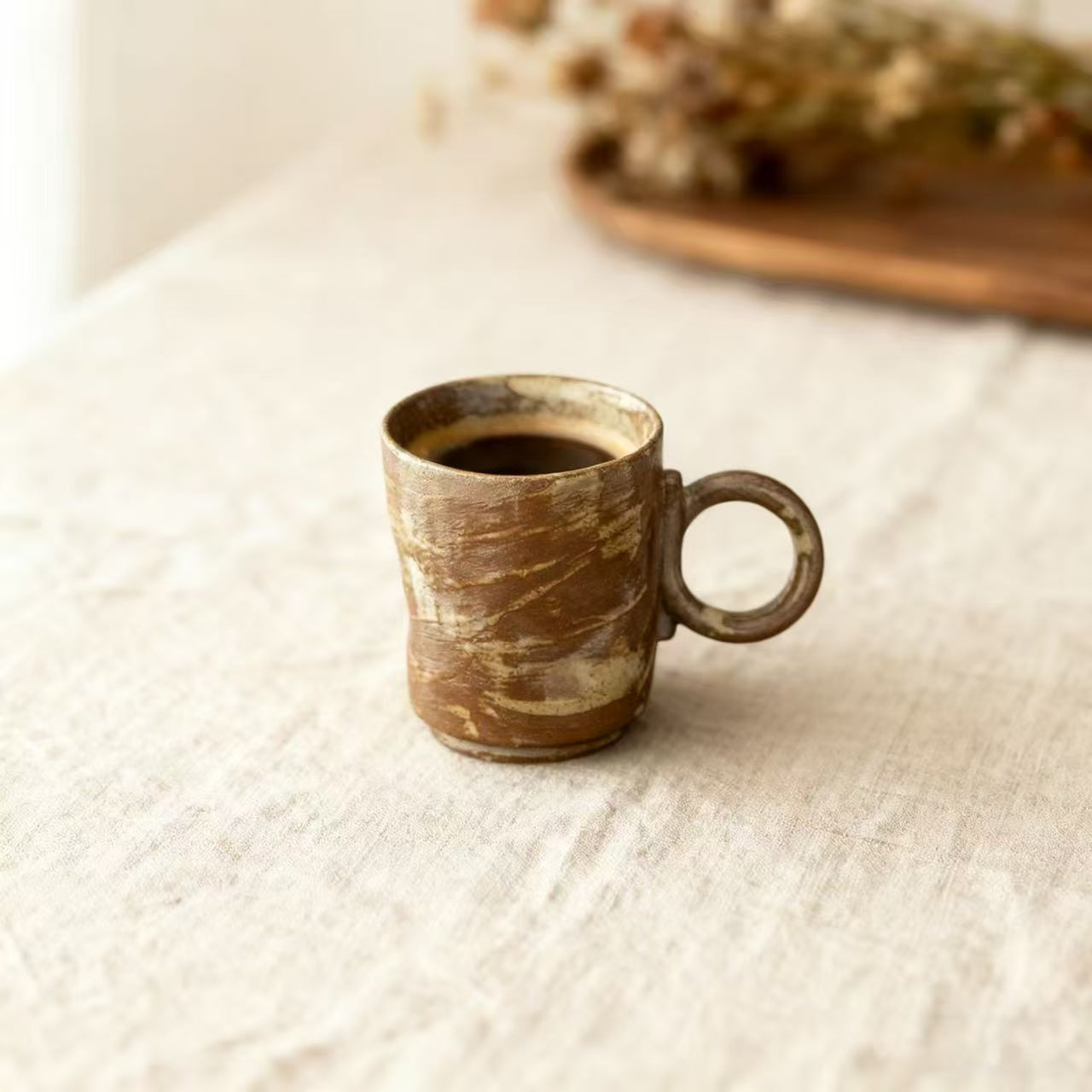 Tasse à Café en Céramique Artisanale – Style Wabi-Sabi – 150 ml – Marron – DECOPINE
