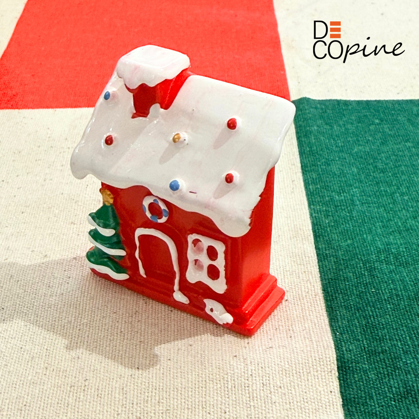 🎄Magnet Maison de Noël Rouge – Décoration Festive (5 cm)