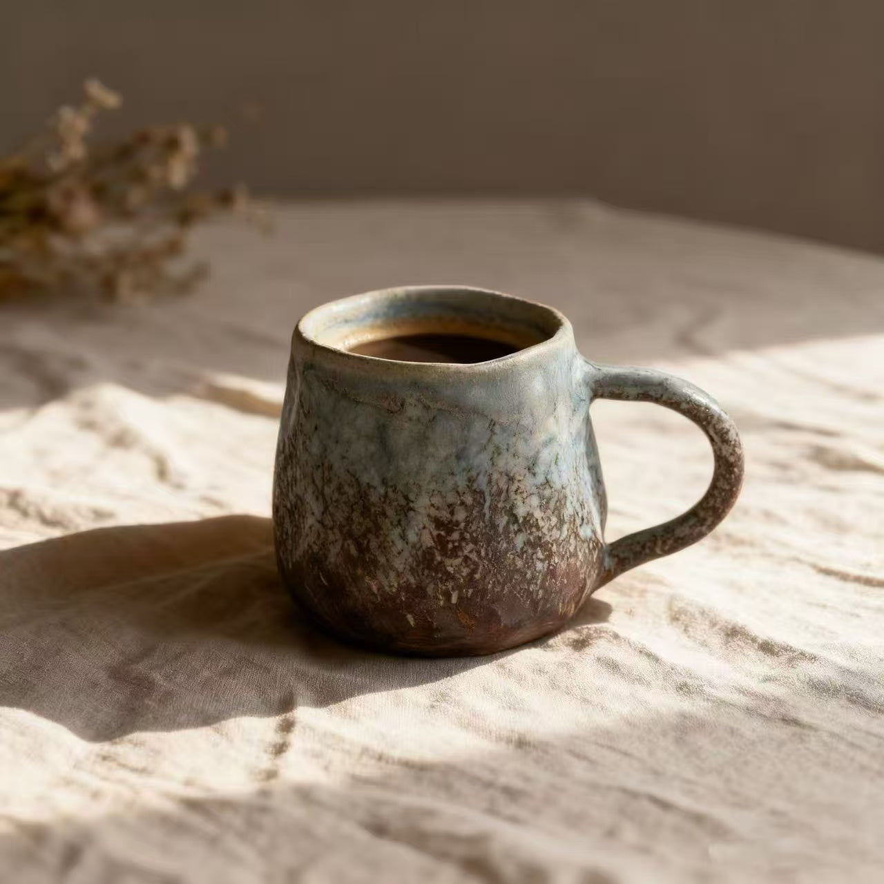 Tasse à espresso en céramique bleue – Artisanale – 90 ml – Style vintage