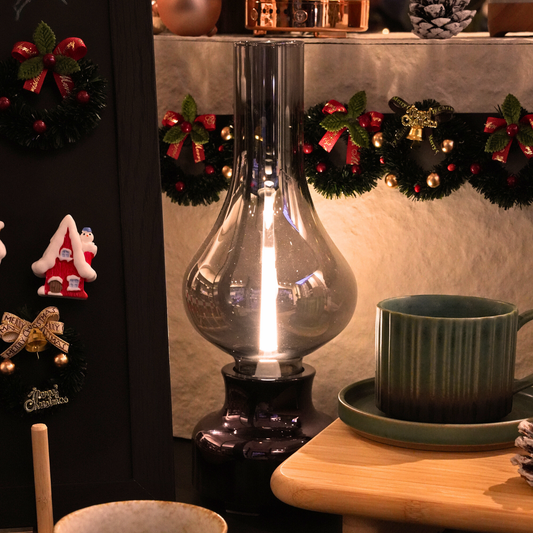 Lampe à poser LED en verre fumé – intensité réglable