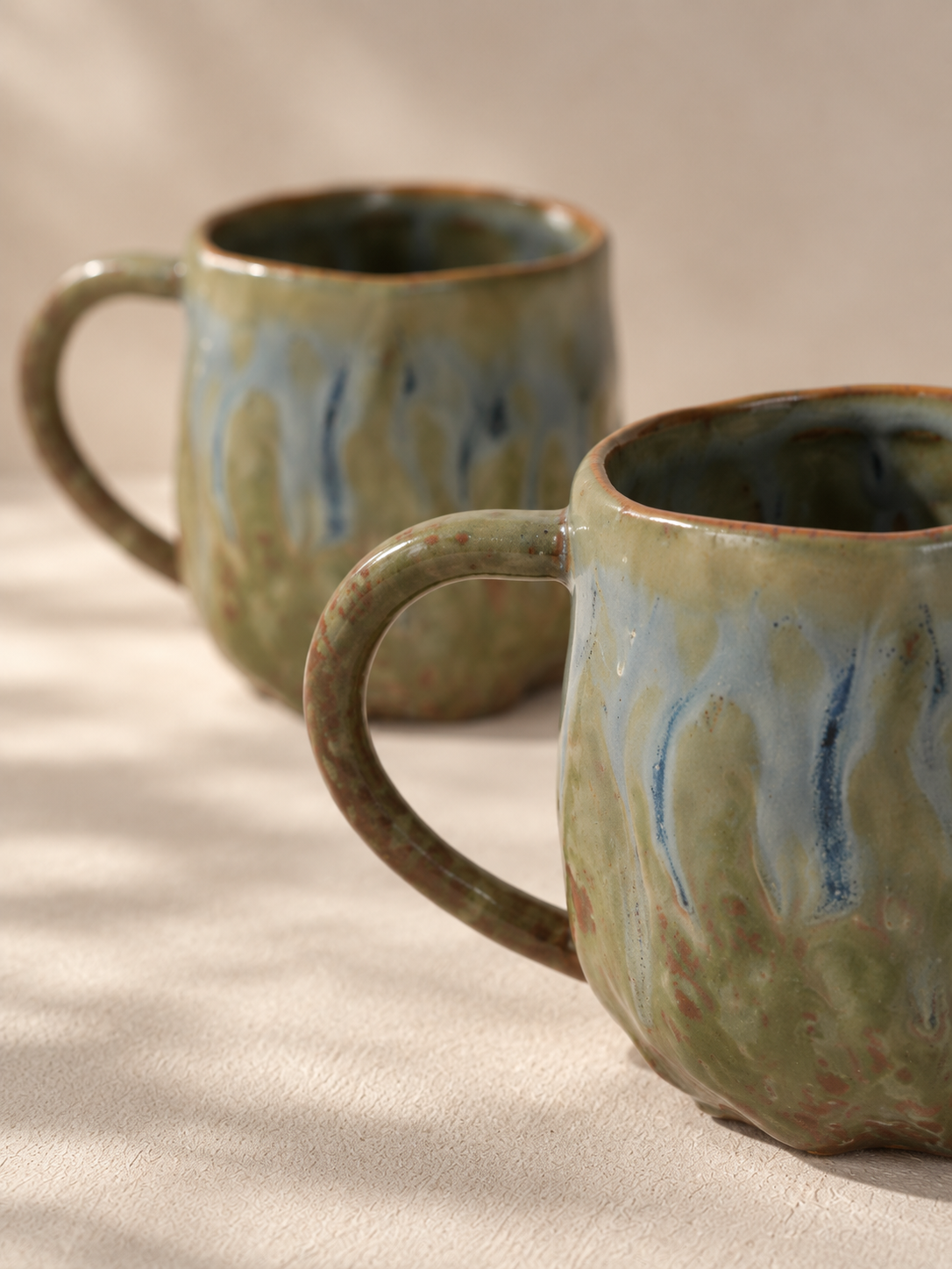 Tasse à espresso artisanale en céramique vert sauge nuancé – 90 ml