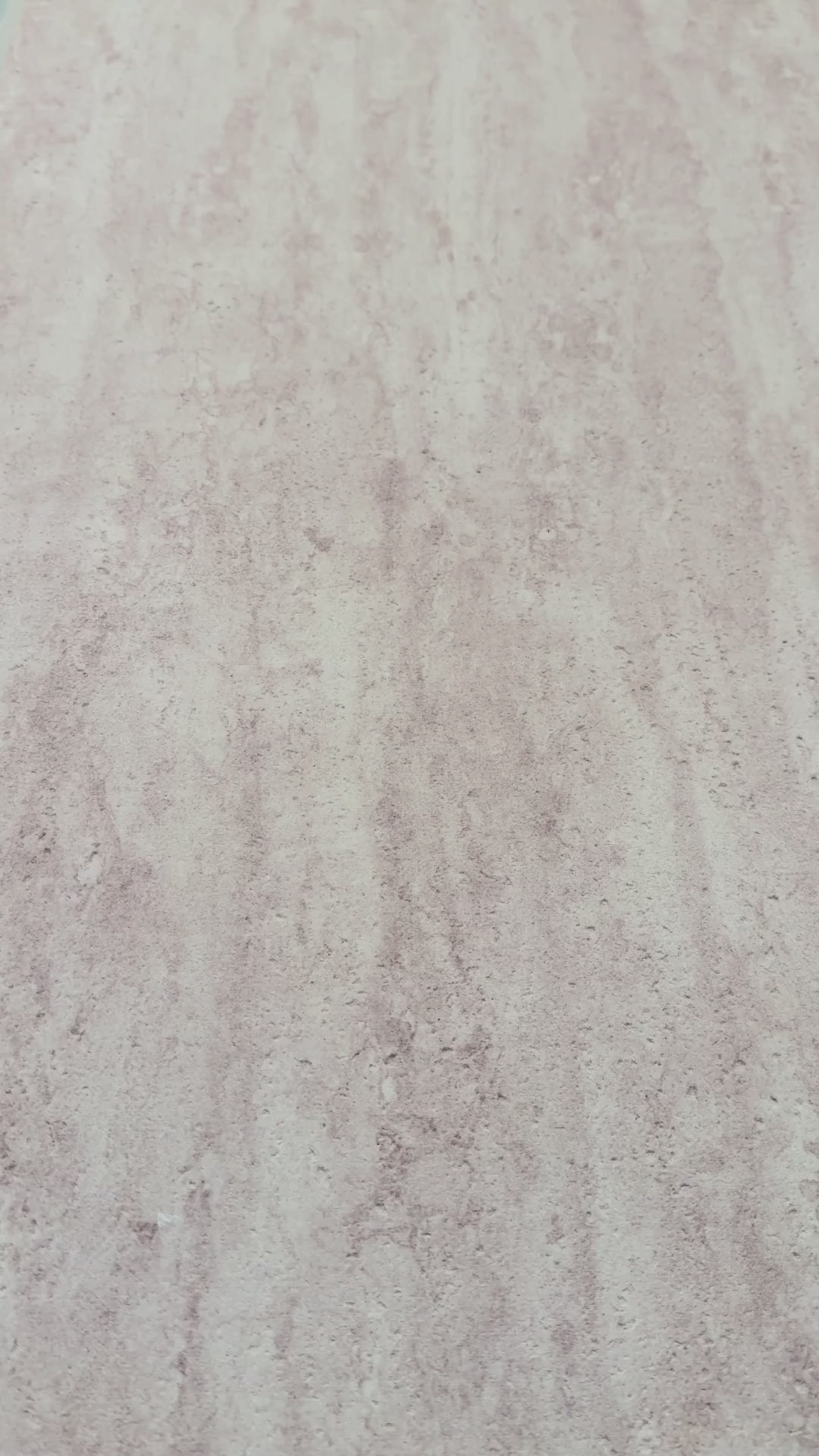 Video laden: Panneau Mural Souple en Pierre Naturelle – Effet Travertin Beige Grisé – 60×120 cm – Lot de 4 – B01TB04