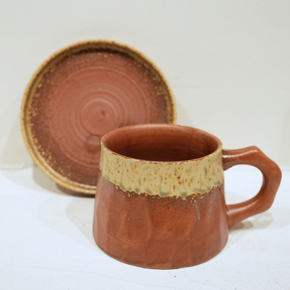 Tasse à Café en Grès Émaillé – Collection Miel Caramel (300 ml)