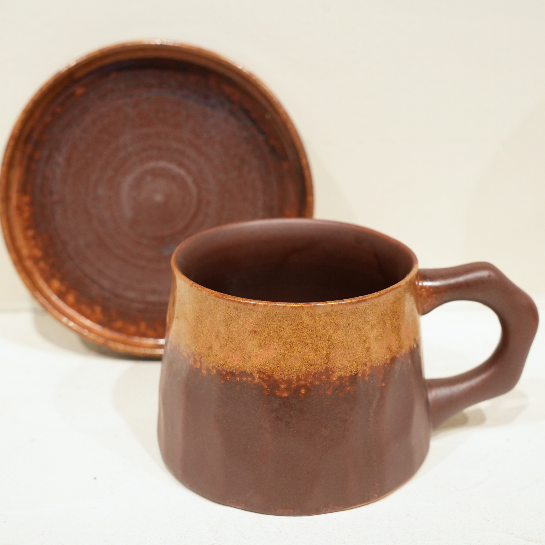Tasse à café en céramique marron – Fait main – 300 ml